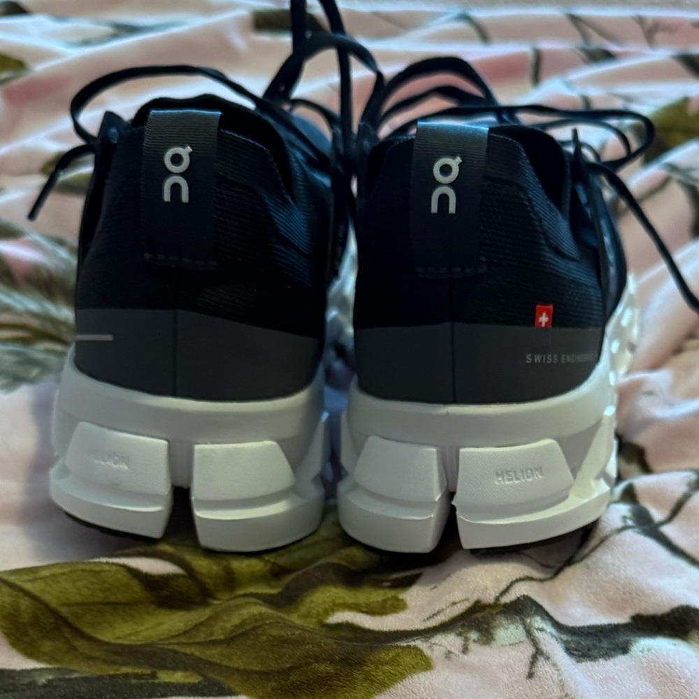 Cloudswift 4 Sneakers - Picture 4 of 6